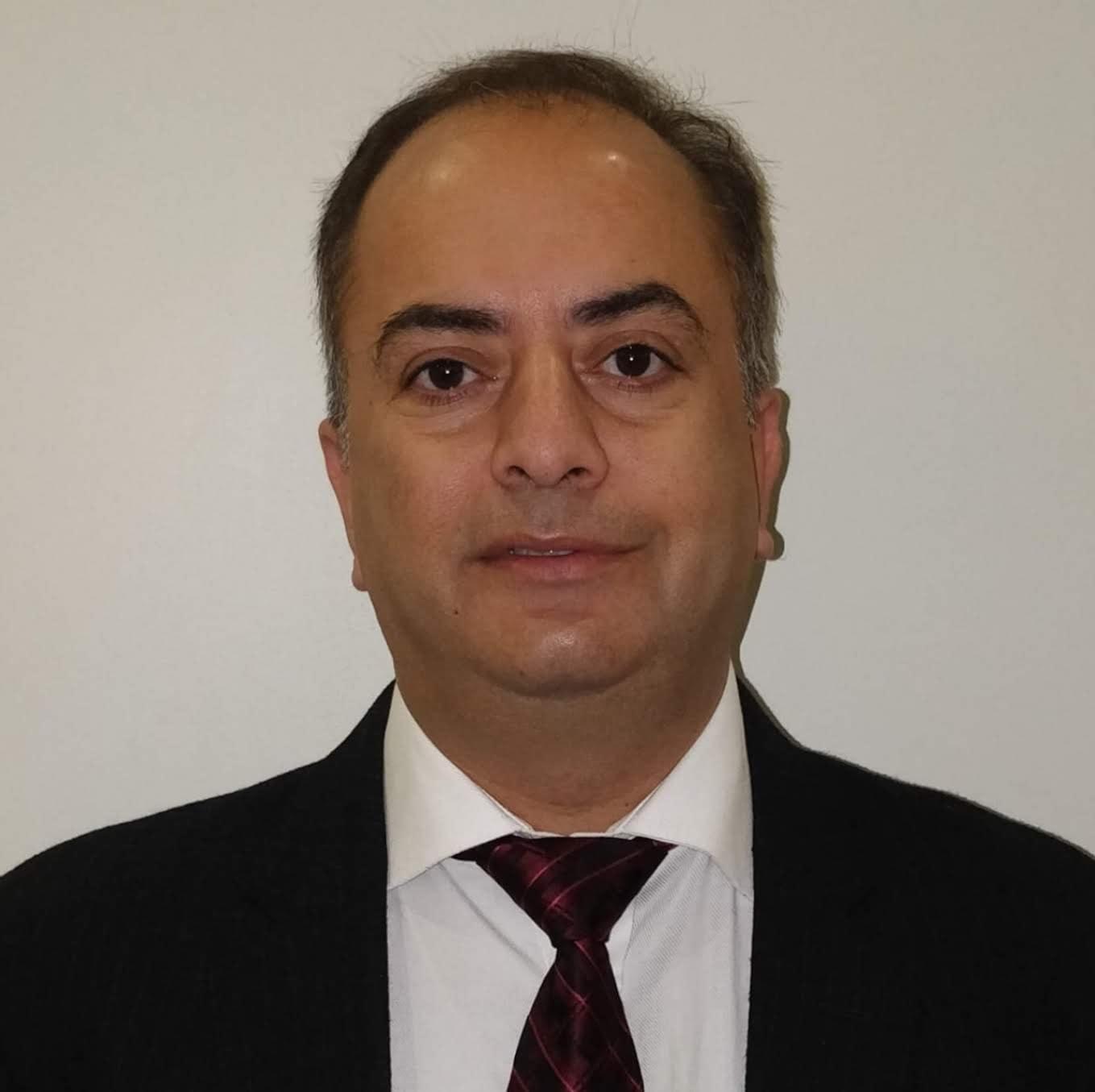 Dr Vikas Kakkar